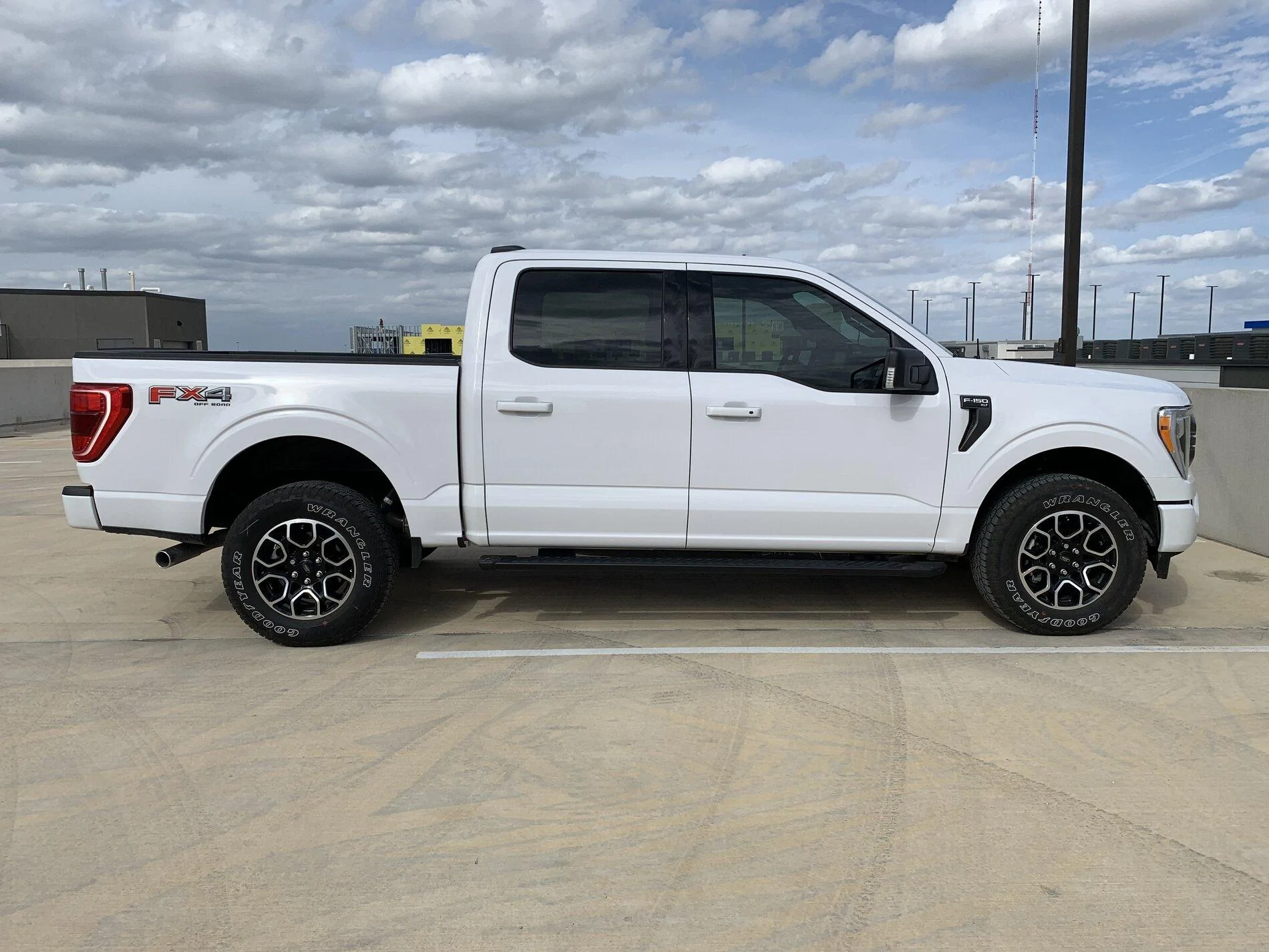 Ford F-150 Lightning Wheel well liners or photoshop? IMG_0506