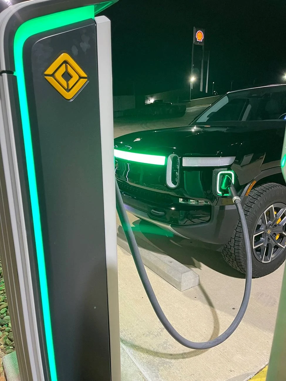 Ford F-150 Lightning Rivian Adventure Network (RAN) Now Open to Non-Rivian EVs IMG_8582