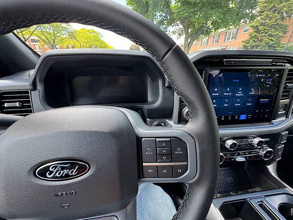 Ford F-150 Lightning Instrument Cluster Has Gone Dark: FIX post 19 IMG_6673