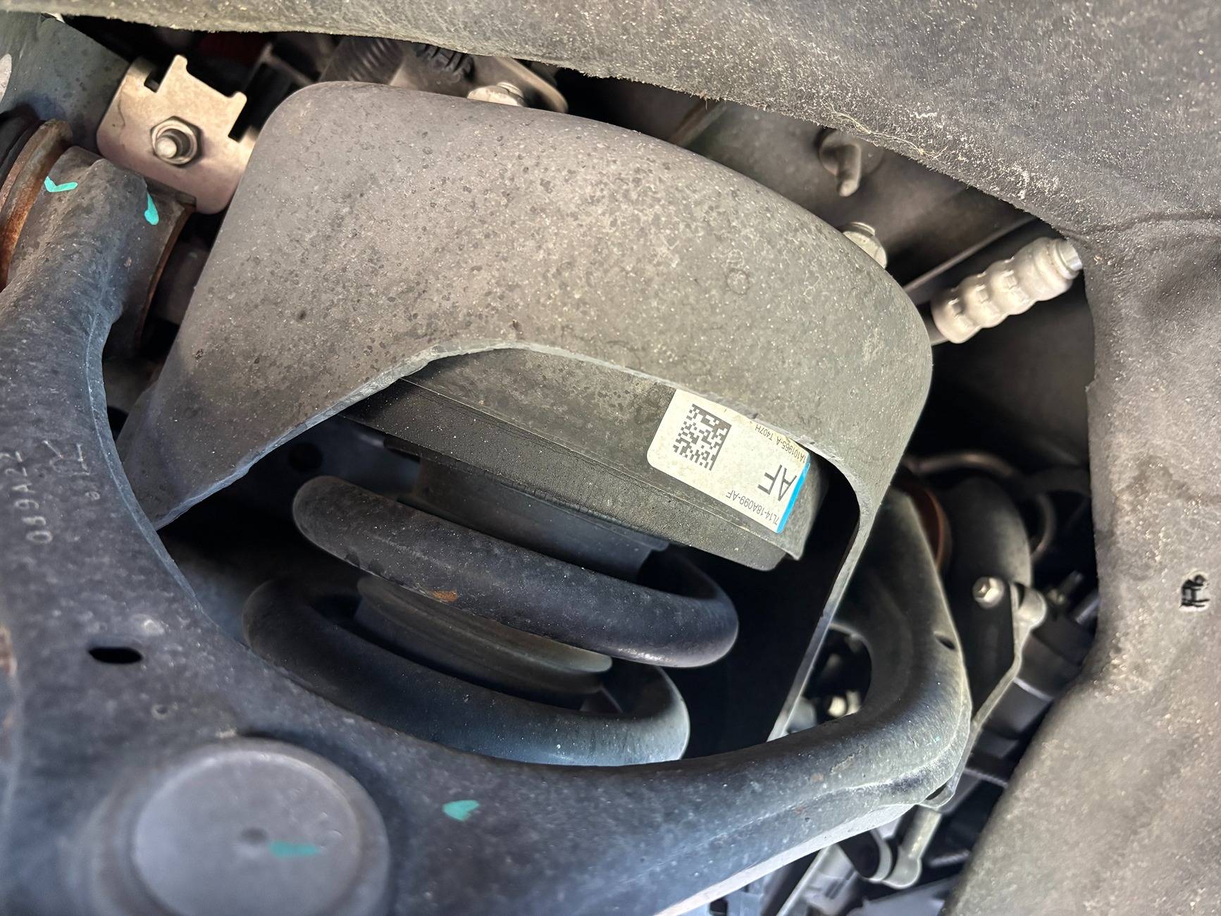 Ford F-150 Lightning 2022 Lightning: What is the Current best shock combo to counter bouncy ride? IMG_5051