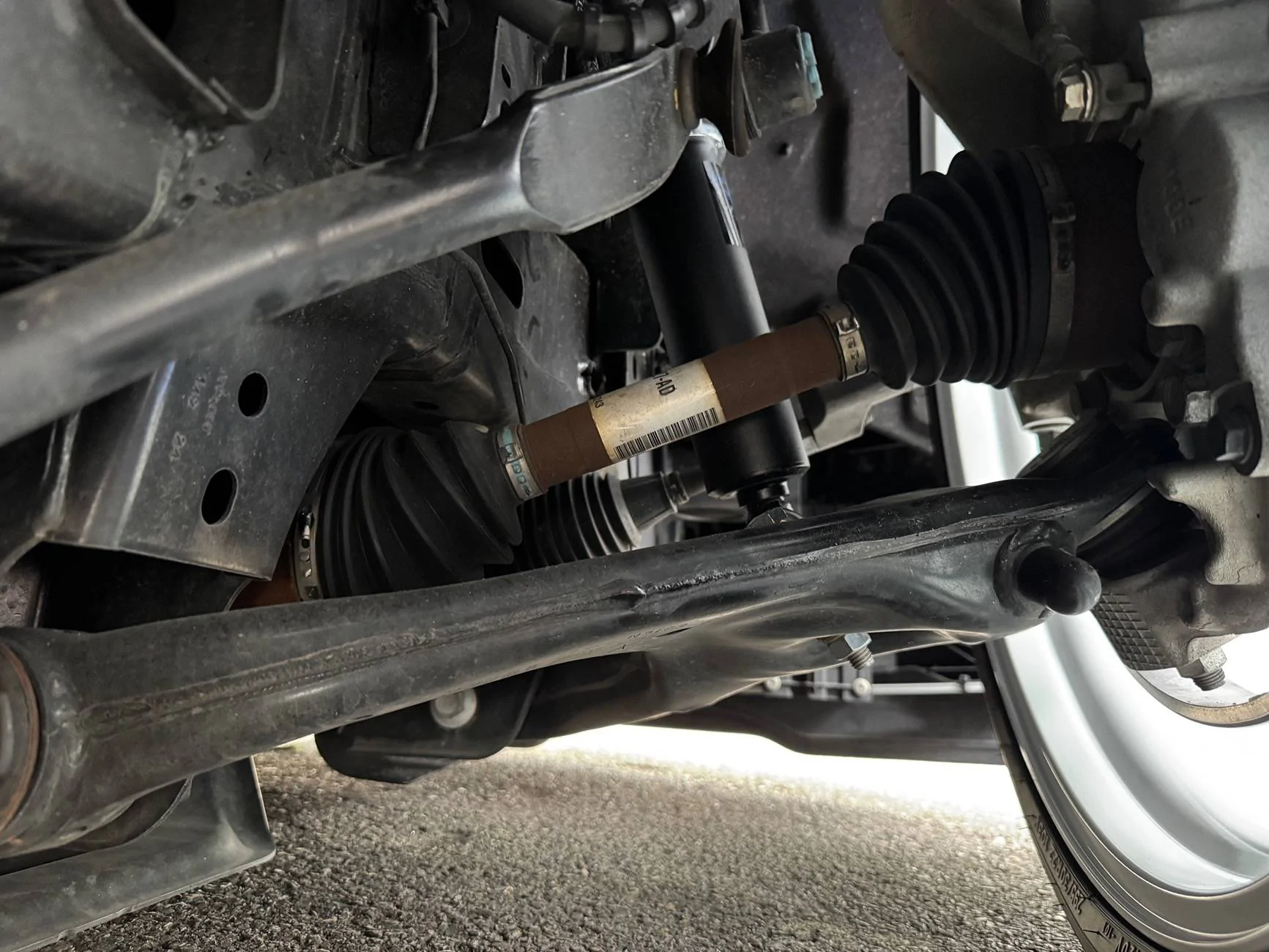 Ford F-150 Lightning Air ride axle angles… IMG_4285