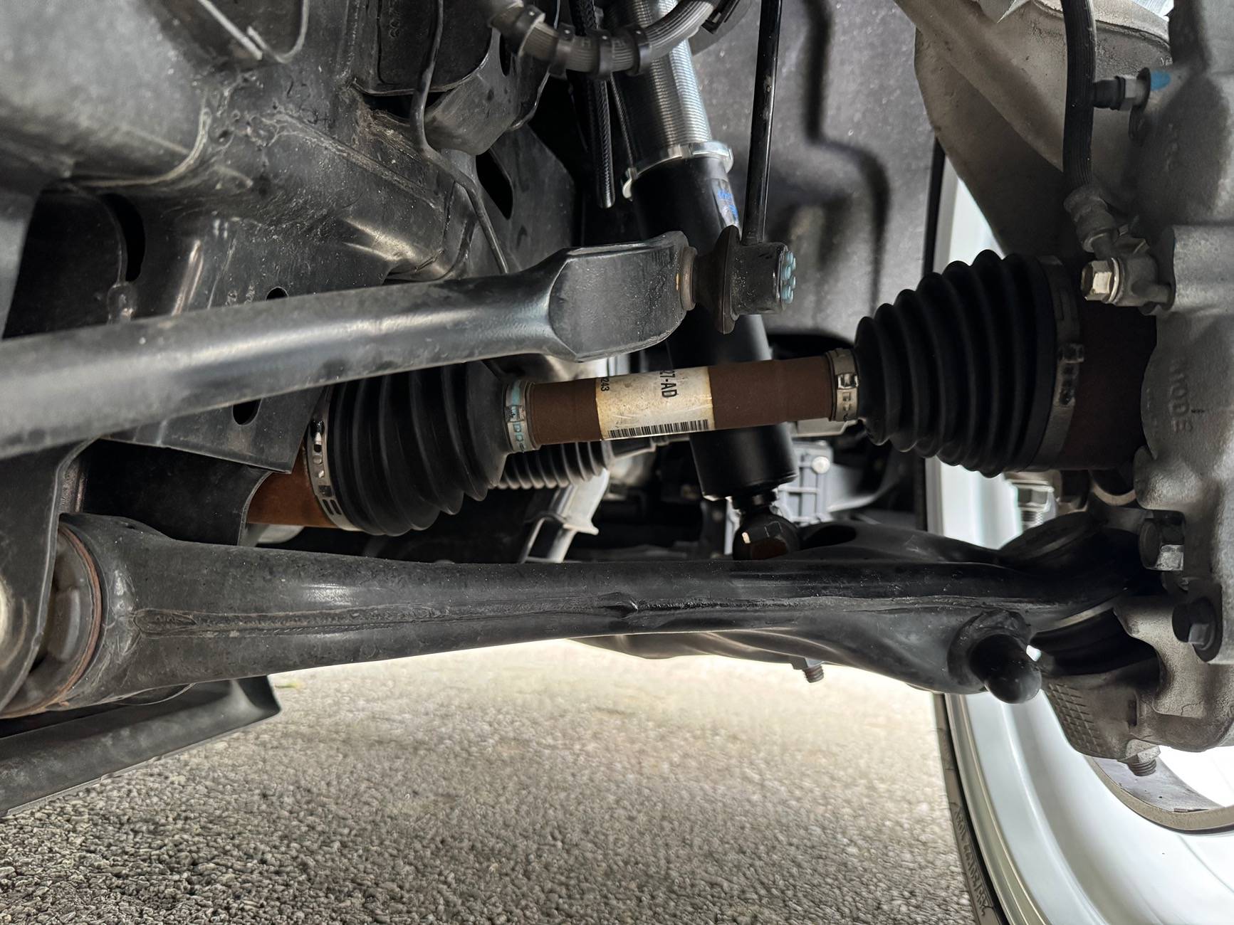 Ford F-150 Lightning Air ride axle angles… IMG_4277