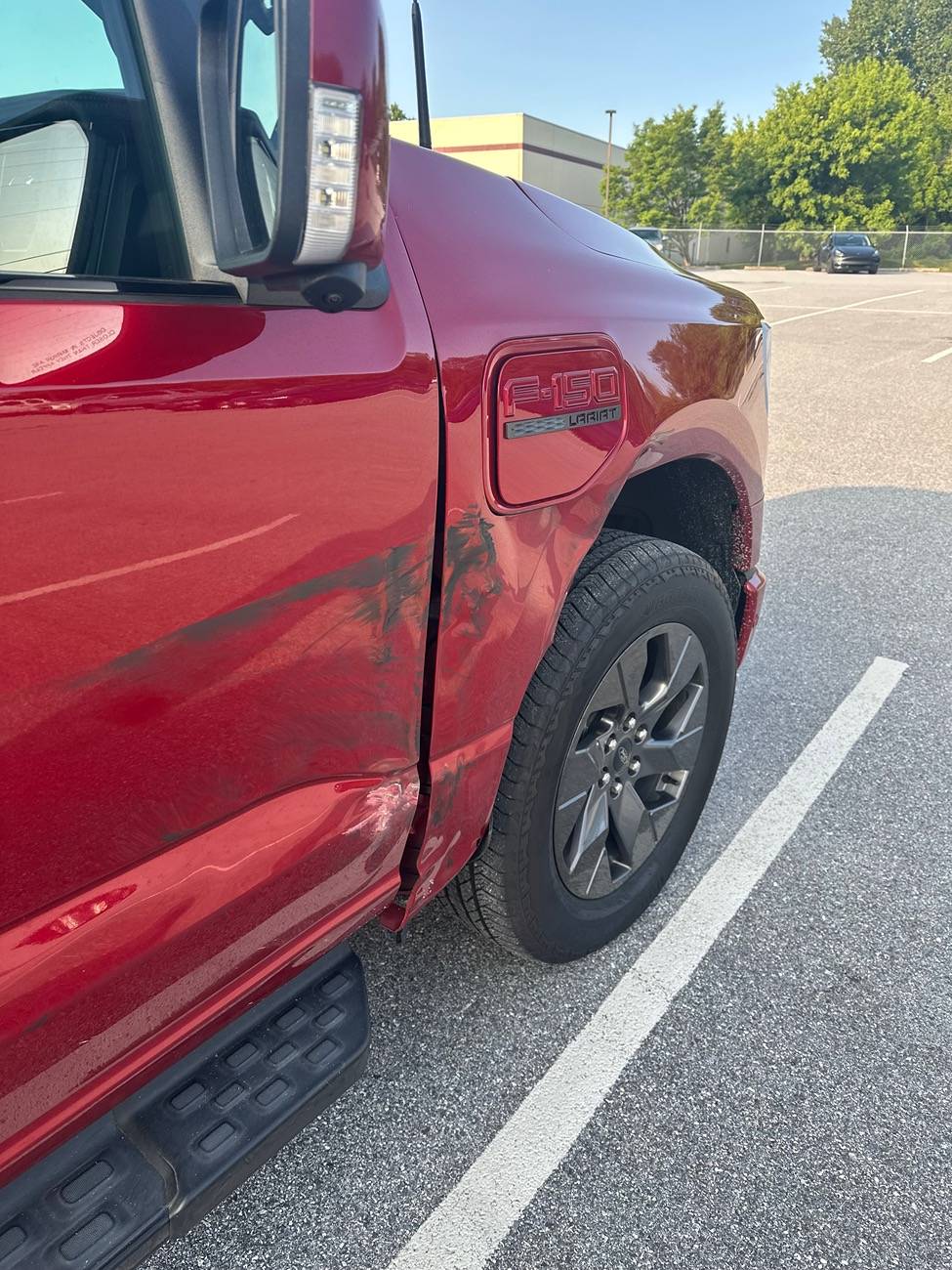 Ford F-150 Lightning HIT & RUN-Fixable??? IMG_2612