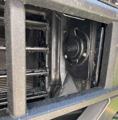 Ford F-150 Lightning Can someone suggest a good trickle charger for a 23 ER Lariat? 1749747977665-mq