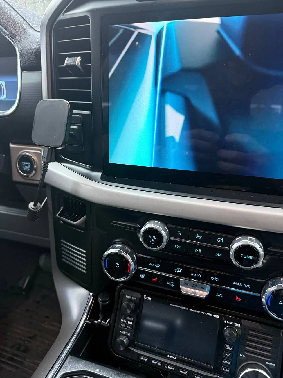 Ford F-150 Lightning Comma AI self driver assistant IMG_1790