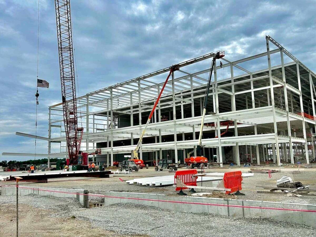 Ford F-150 Lightning Ford's new LFP battery plant in Marshall, Michigan 1750861412531-cn
