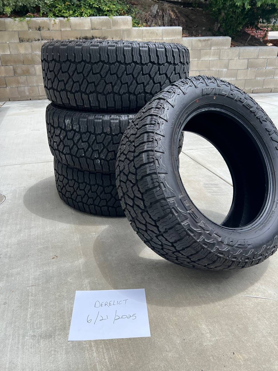 Ford F-150 Lightning Falken Wildpeak AT4W 305/55R20 SL set of 4 $1000 IMG_3145