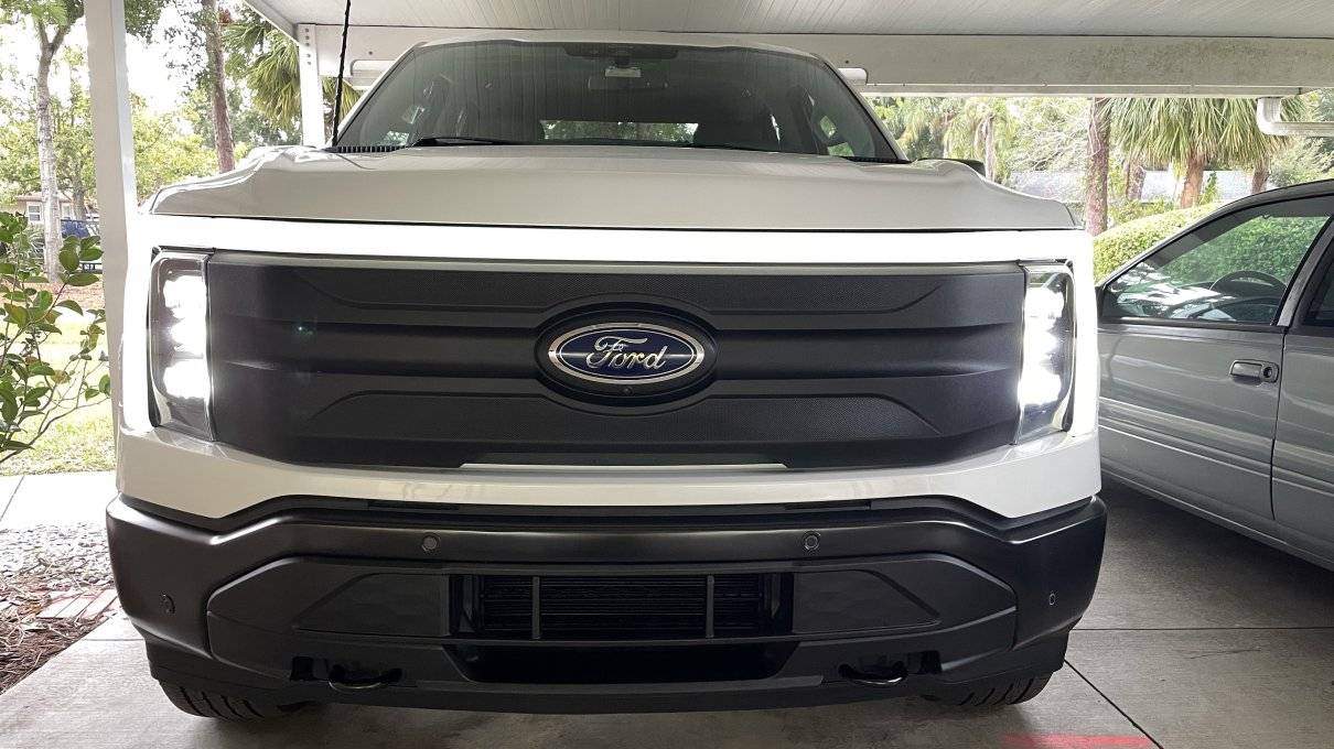 Ford F-150 Lightning How To: Front Light Bar on Lightning Pro Img_e2332b