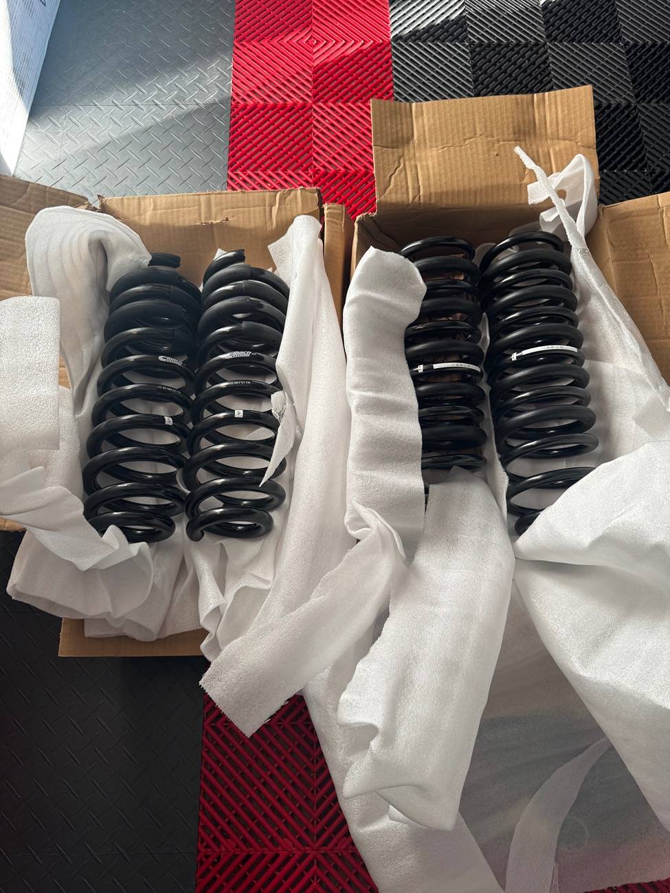 Ford F-150 Lightning Eibach Pro Kit ER and SR tempImage61v27M