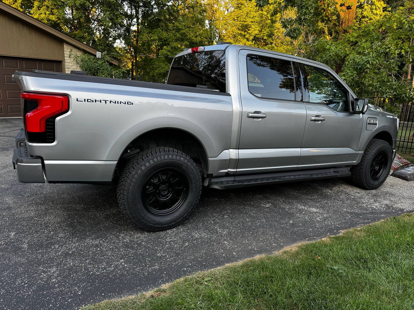 Ford F-150 Lightning 18" Methods + 33" Firestone AT's TRADE FOR STOCK IMG_6319