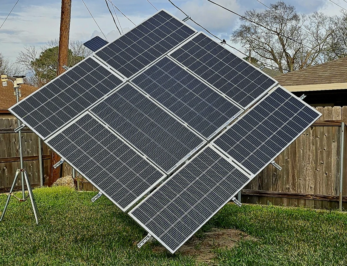 Ford F-150 Lightning Connecting SOLIS Solar Tonneau Cover to Main Battery solararraytracker