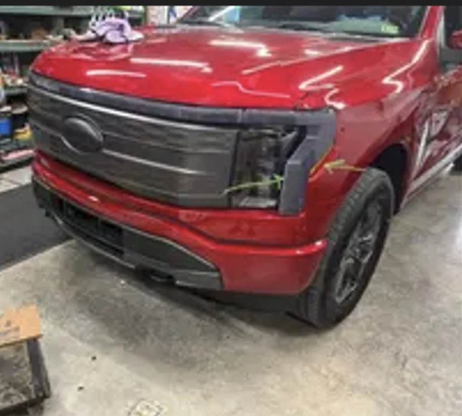 Ford F-150 Lightning '22 Lariat to '22 Platinum (Unicorn 🦄) Upgrade red