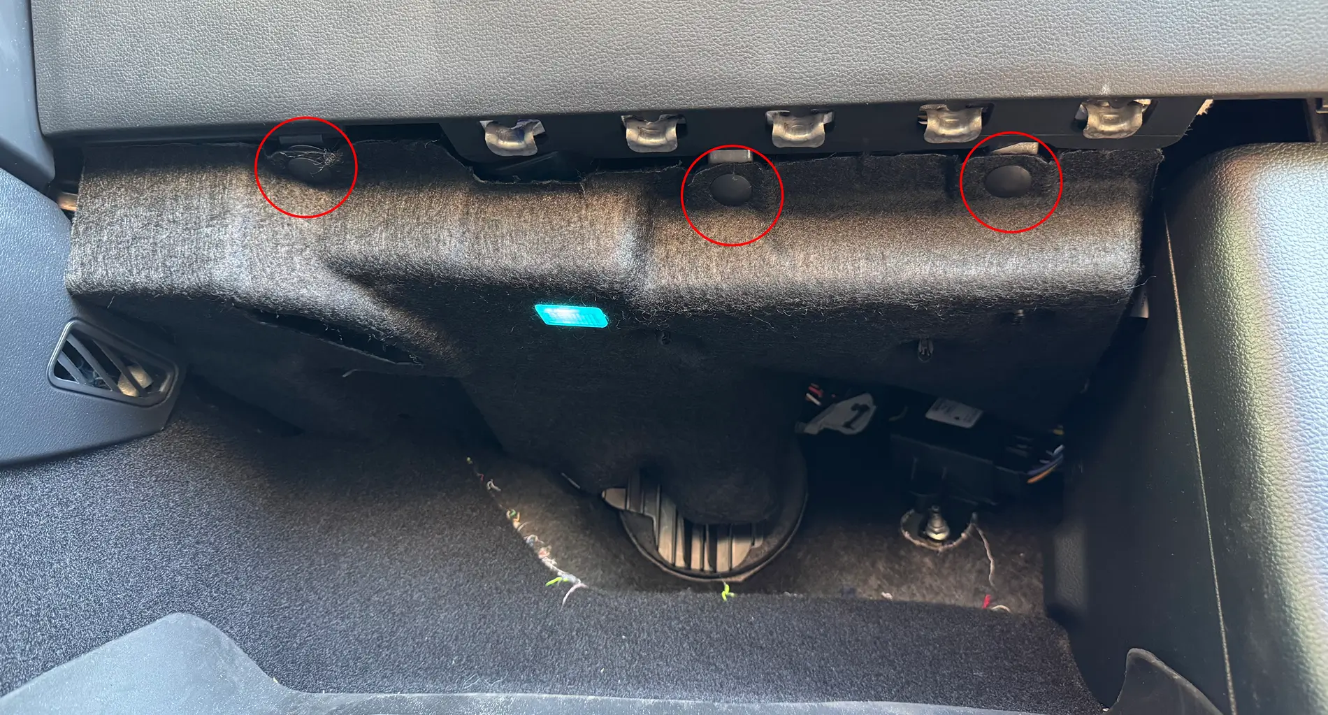 Ford F-150 Lightning How to toggle the AVAS/PAC on/off with a physical switch - DIY tutorial 1