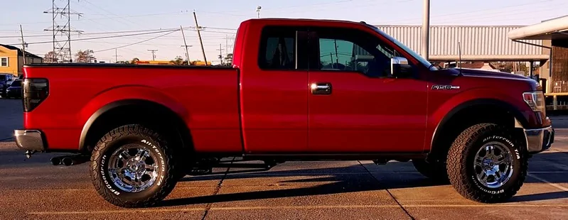 Ford F-150 Lightning New tires with white letters out? 33732245118_7e5486a8ee_c