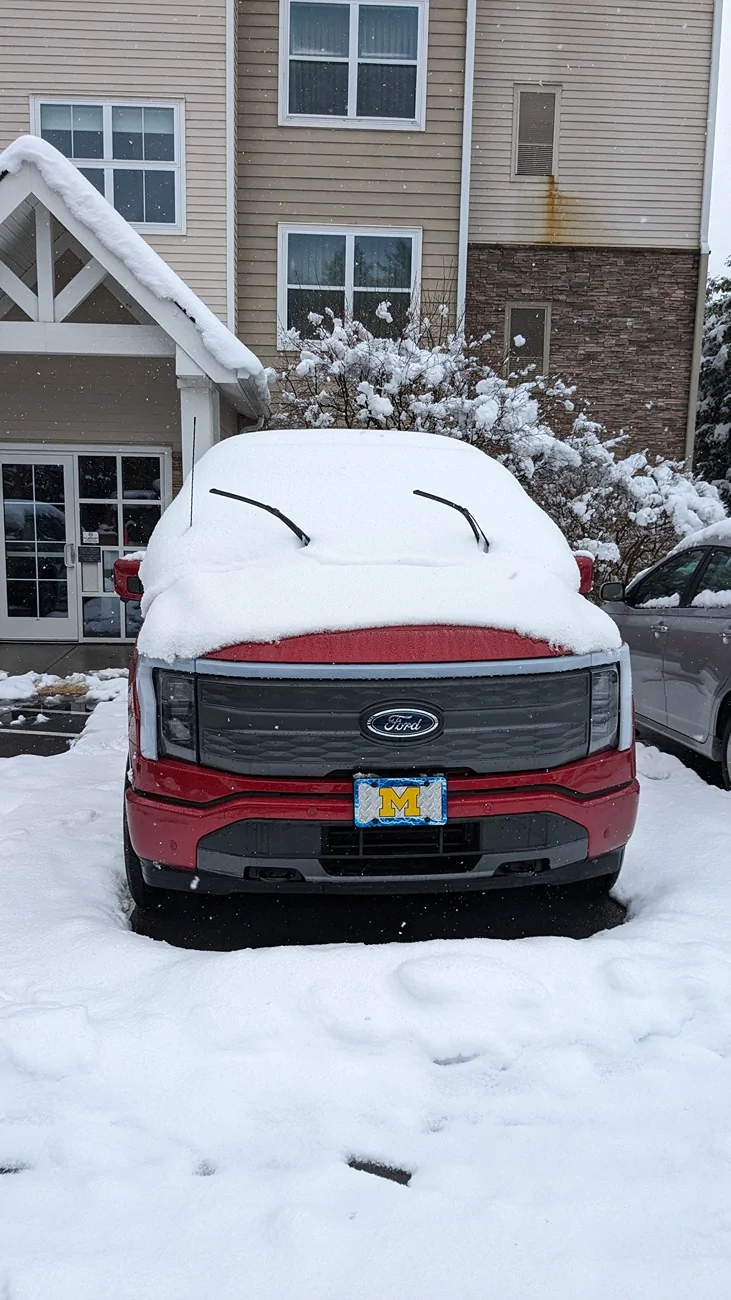 Ford F-150 Lightning Living in a Lightning camping