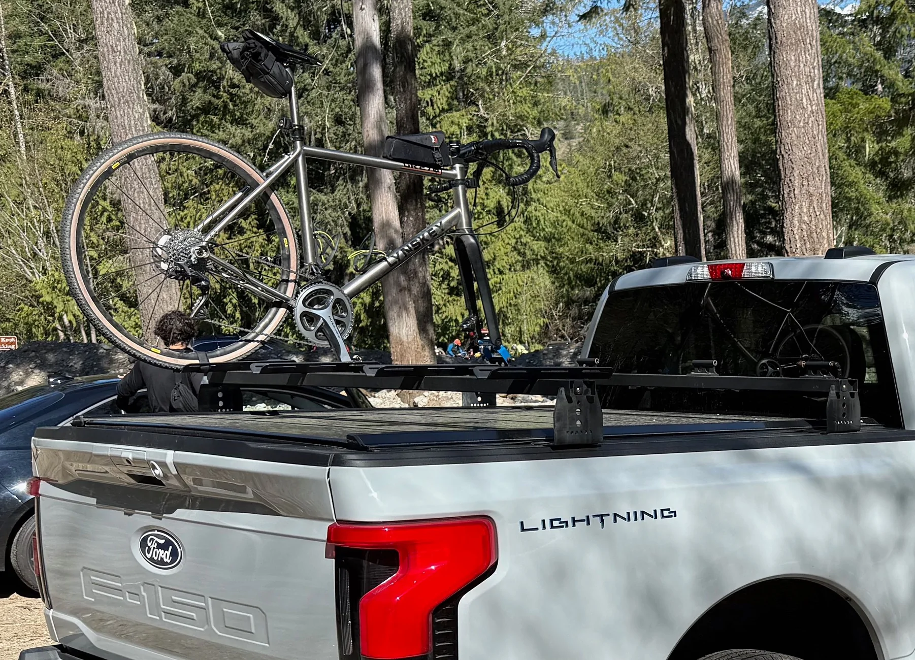 Ford F-150 Lightning First pickup ever – need advice on hard bed covers for winter + full bed access IMG_0089