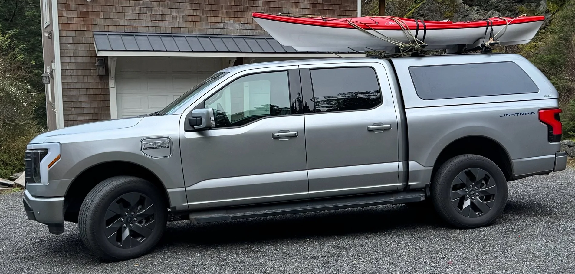 Ford F-150 Lightning First pickup ever – need advice on hard bed covers for winter + full bed access IMG_0100