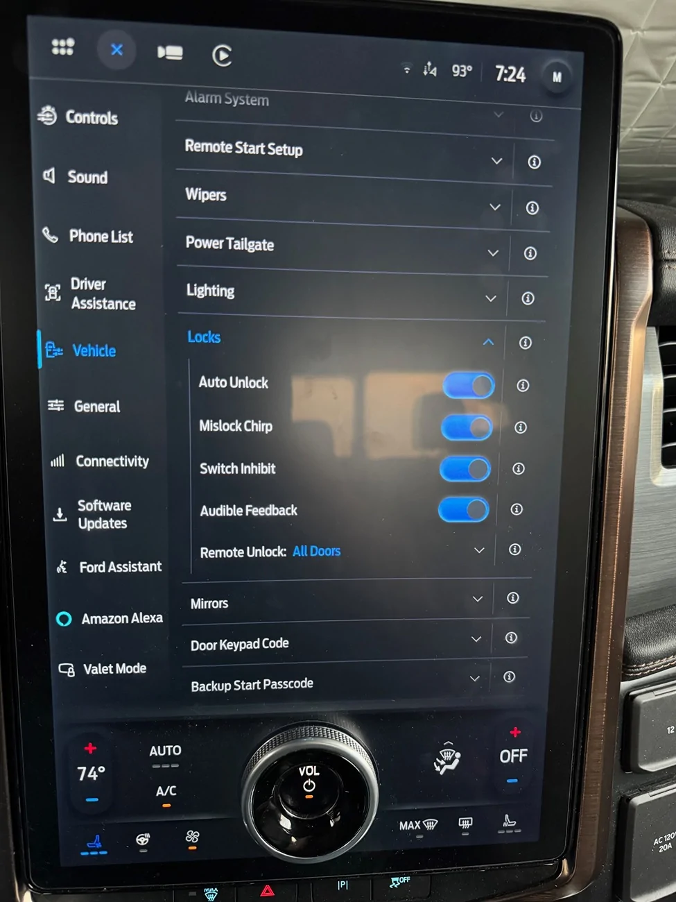 Ford F-150 Lightning PU-Sync-25.2.1.6.5 - Walk Away Lock Toggles: Post 203 Final FIX! IMG_0341