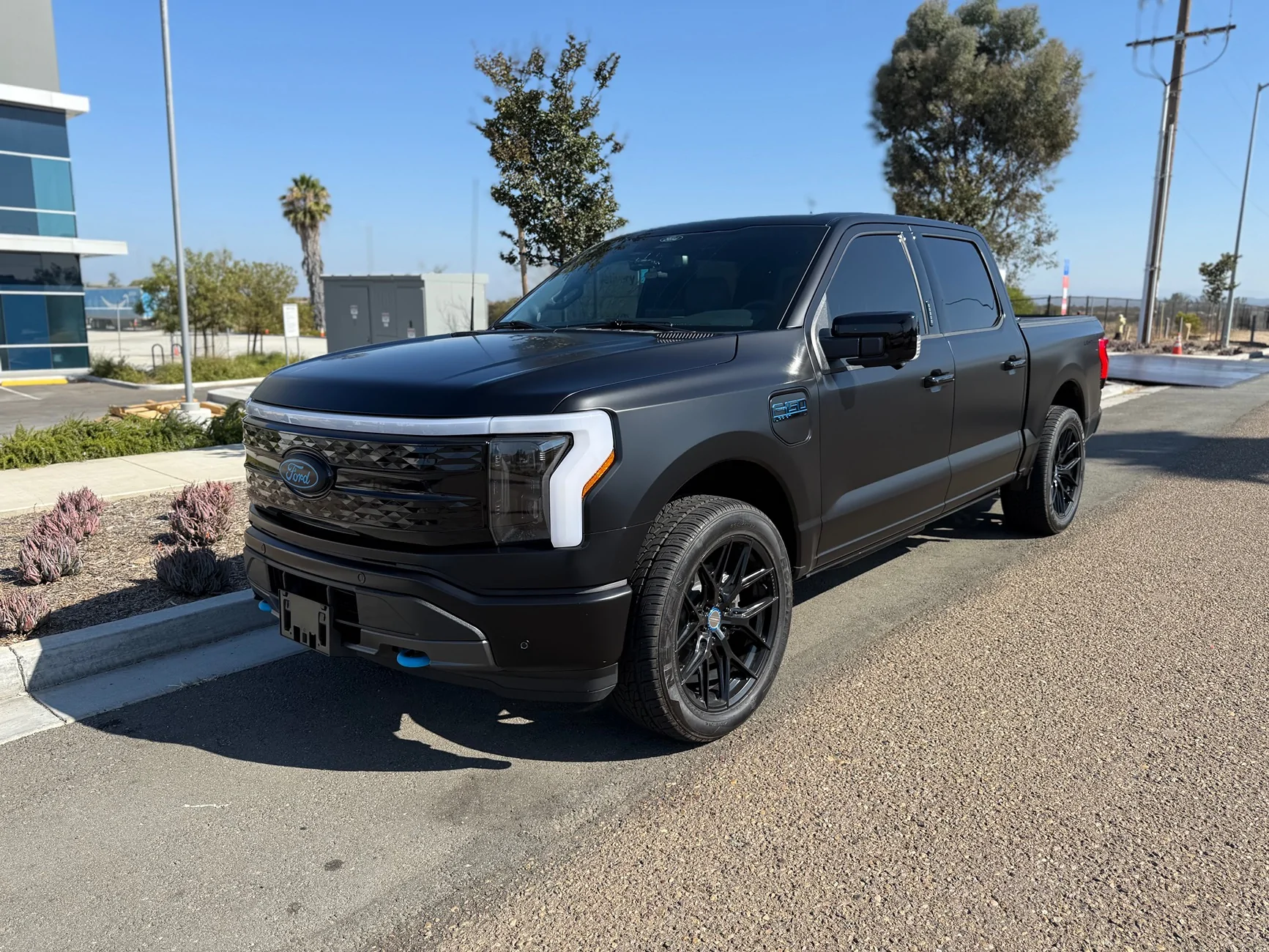 Ford F-150 Lightning 2025 Lightning Lariat Build IMG_0329