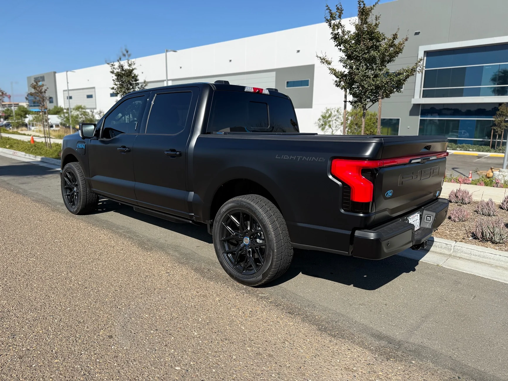 Ford F-150 Lightning 2025 Lightning Lariat Build IMG_0327