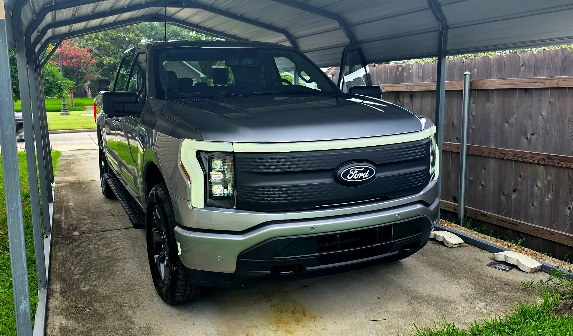 Ford F-150 Lightning In the event of a battery fire, what is the fastest, easiest way to drag the truck out of the garage? 25lightning