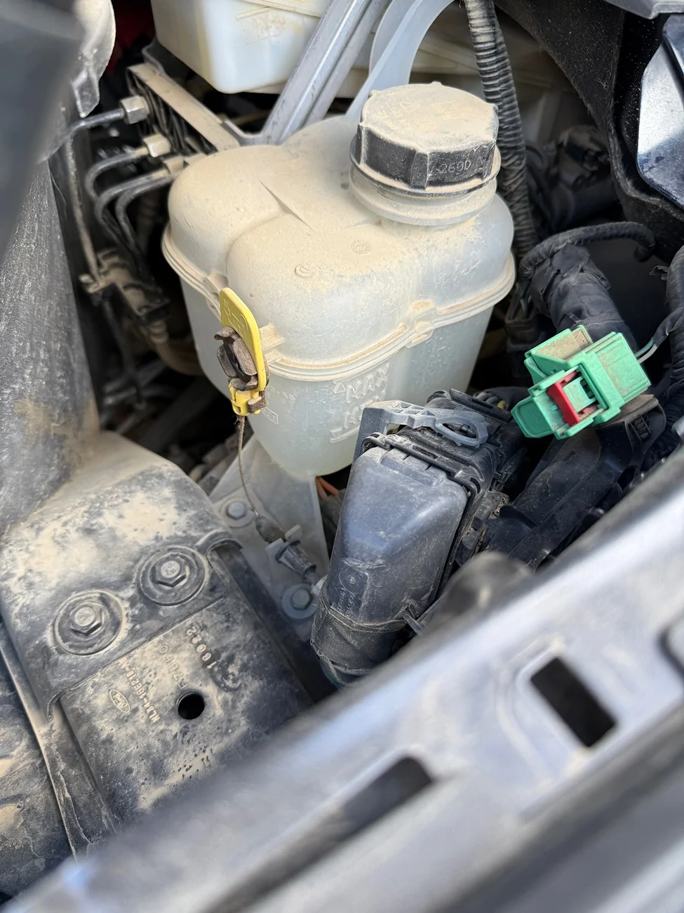 Ford F-150 Lightning Empty coolant reservoir IMG_0956