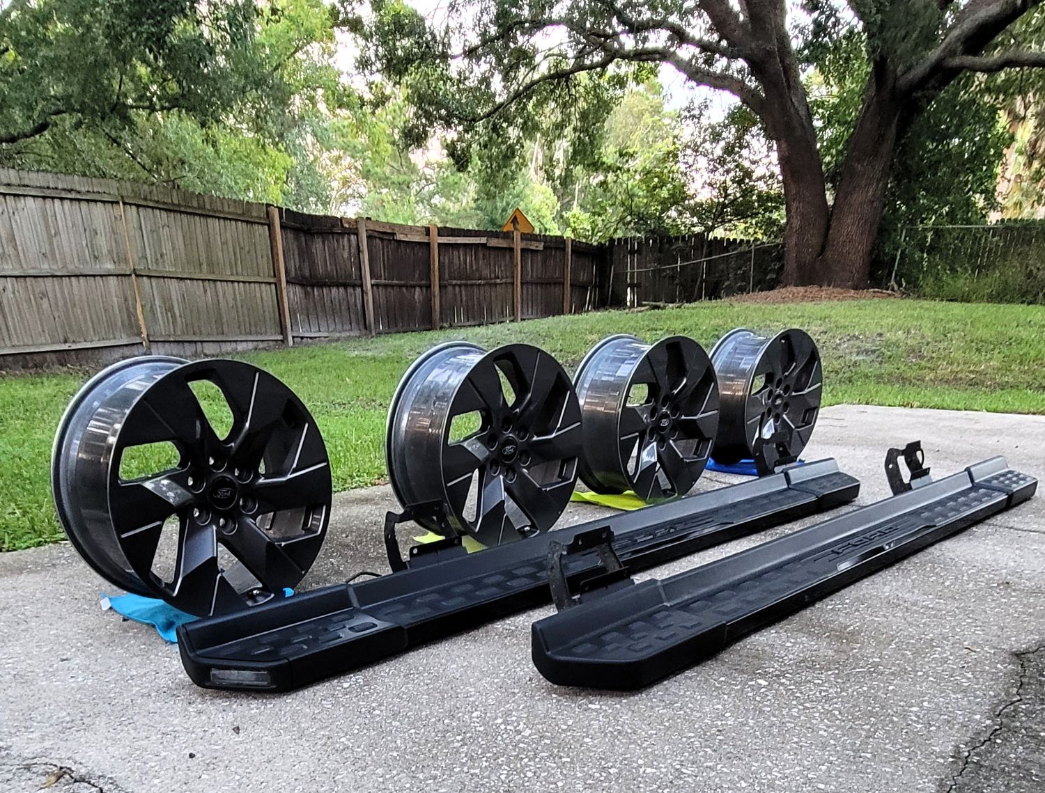 Ford F-150 Lightning OEM Lariat Running Boards and Wheels for sale- Florida Wheels and Boards 1