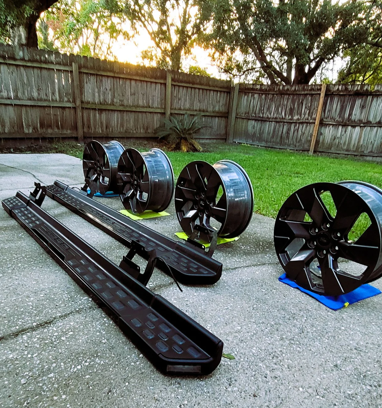 Ford F-150 Lightning OEM Lariat Running Boards and Wheels for sale- Florida Wheels and Boards 4