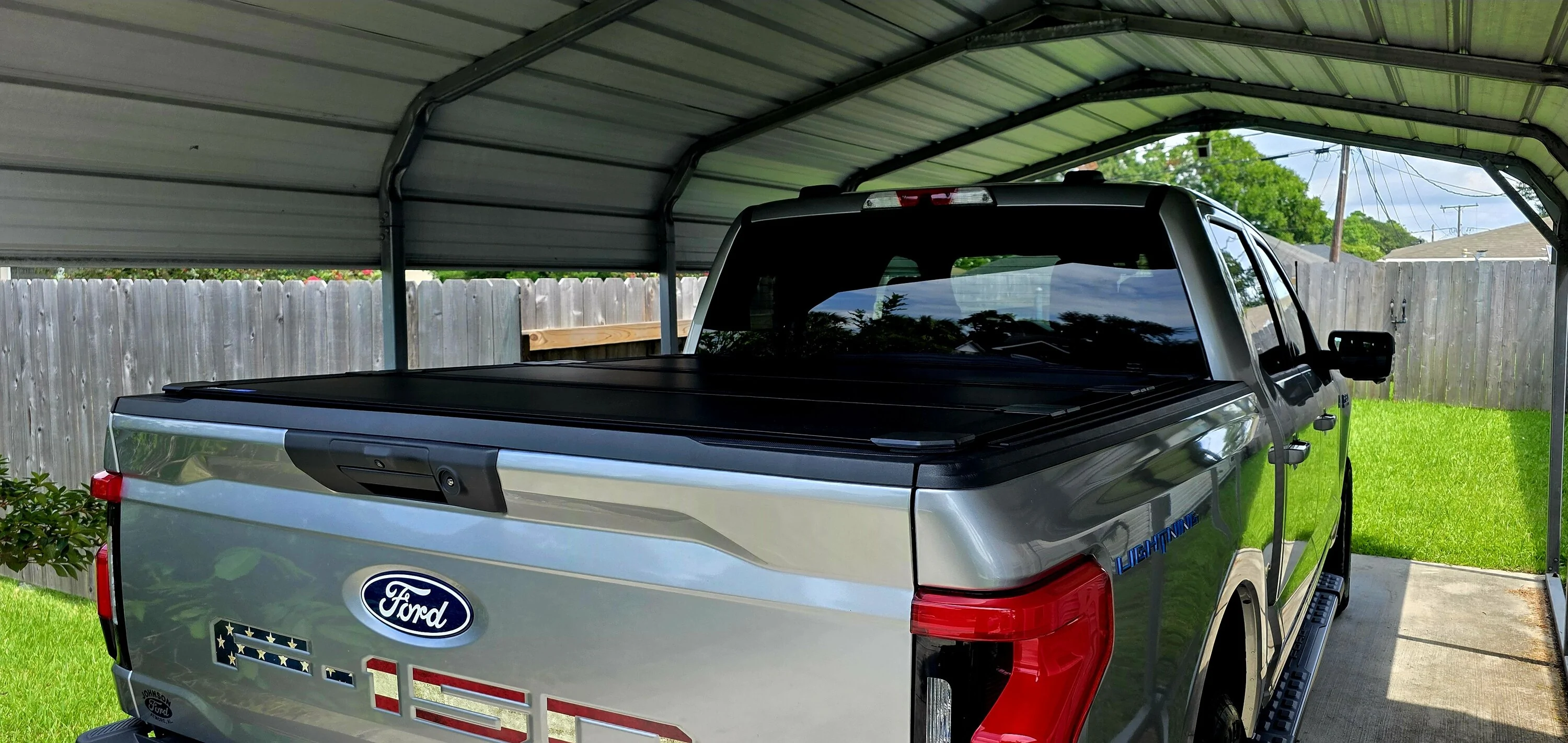 Ford F-150 Lightning Worksport Tonneau installed 20250830_132343