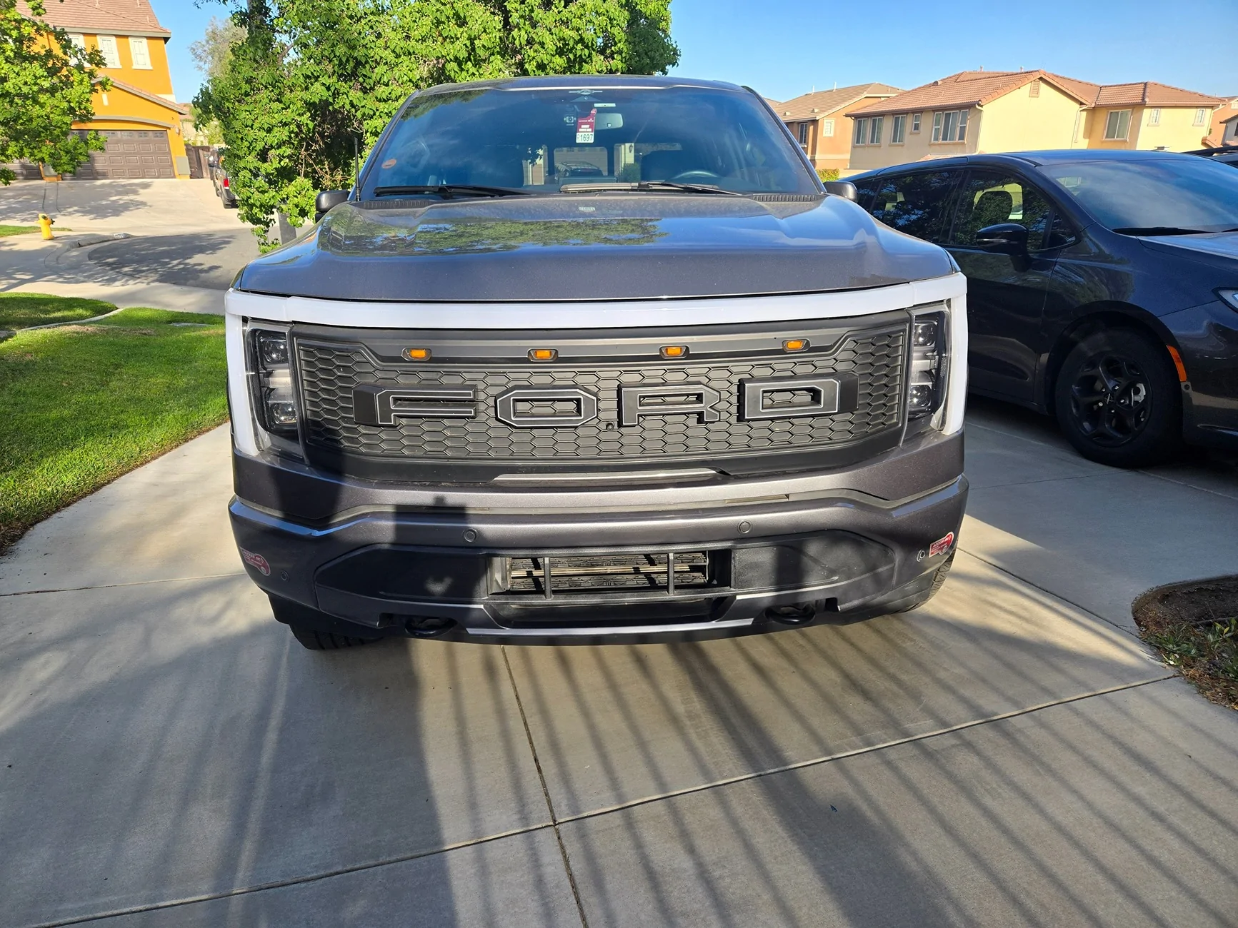Ford F-150 Lightning ‼️ UPDATE FORD E-RAPTOR grille swap and install tutorial 20250821_081007