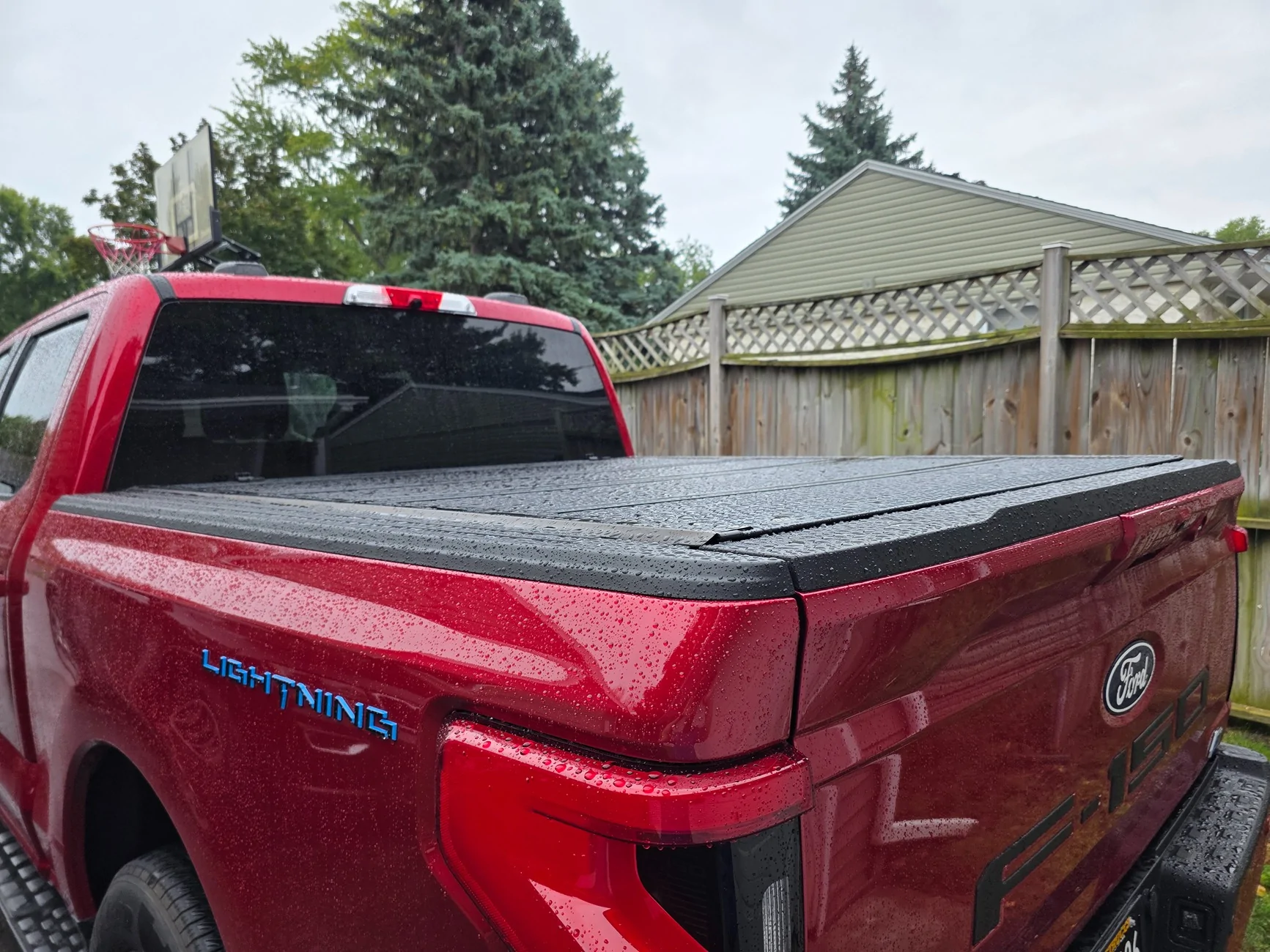 Ford F-150 Lightning Yes....asking about Tonneau cover (another one). But I know what I want, so it should be easier 20250909_162752