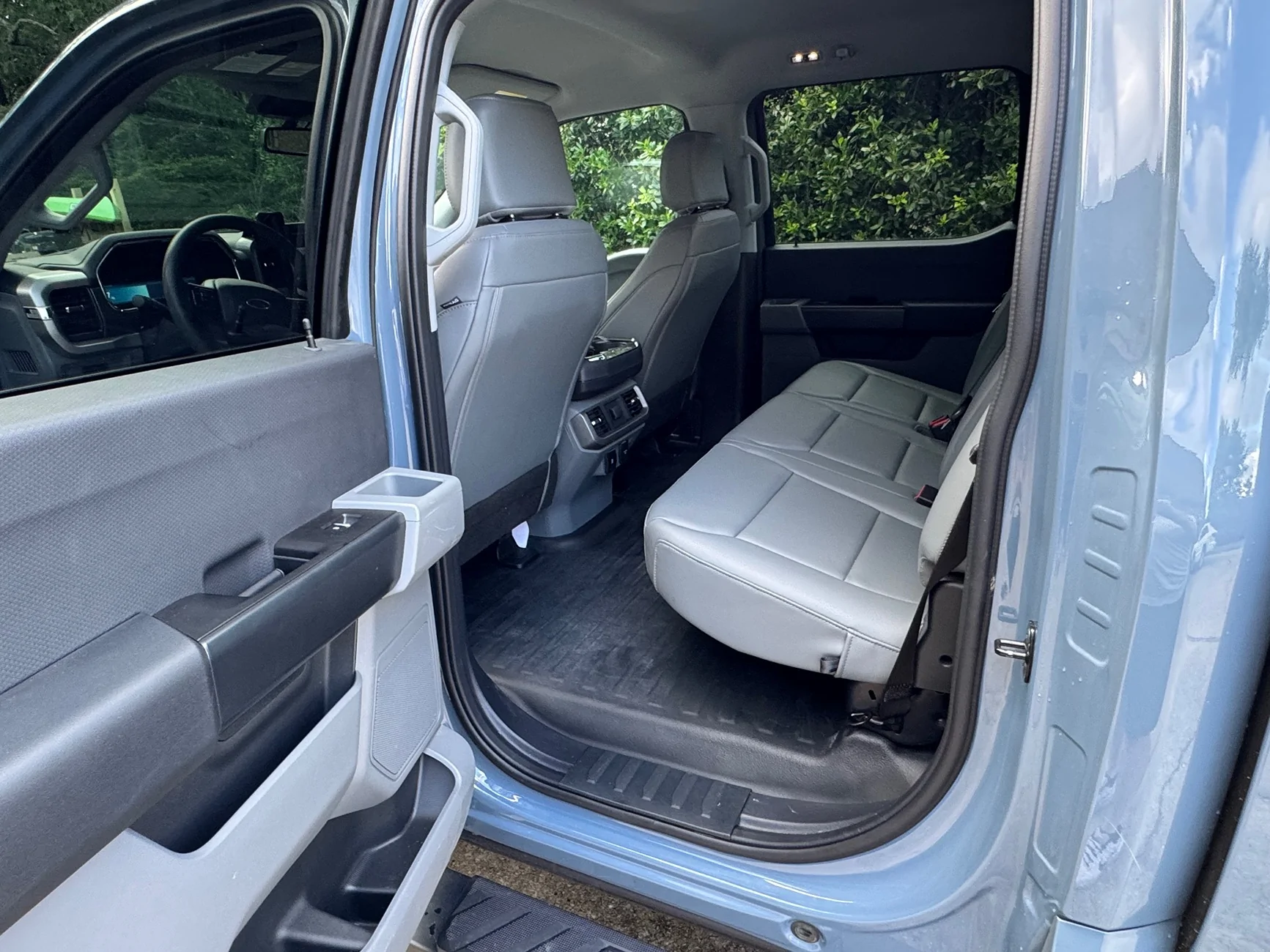 Ford F-150 Lightning 2023 Pro Azure Grey $33K IMG_1814