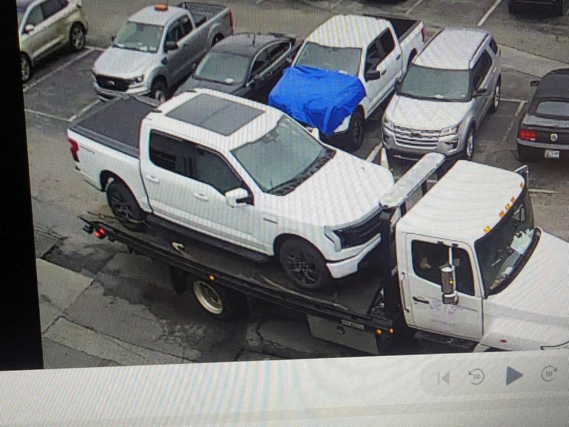 Ford F-150 Lightning Priority Update - BCM-24.5.1 - Convenient Frunk Closing -7975672467300003985