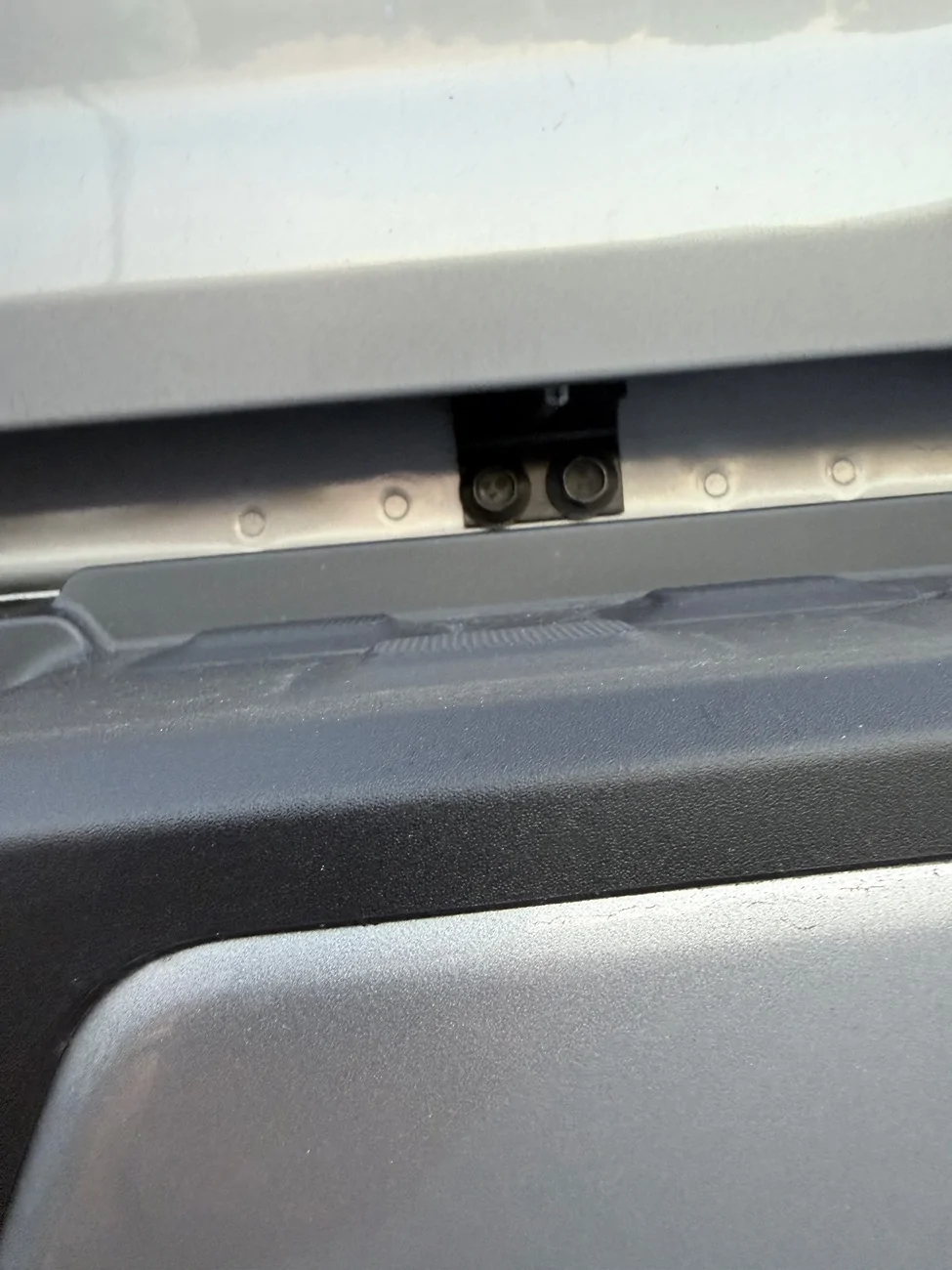 Ford F-150 Lightning Missing Tailgate Bracket on 2024 Lightning Lariat? IMG_0292
