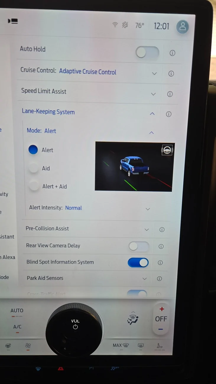 Ford F-150 Lightning Lane Keeping (or Lane Centering) automatically engages with Cruise Control? 20250923_102055