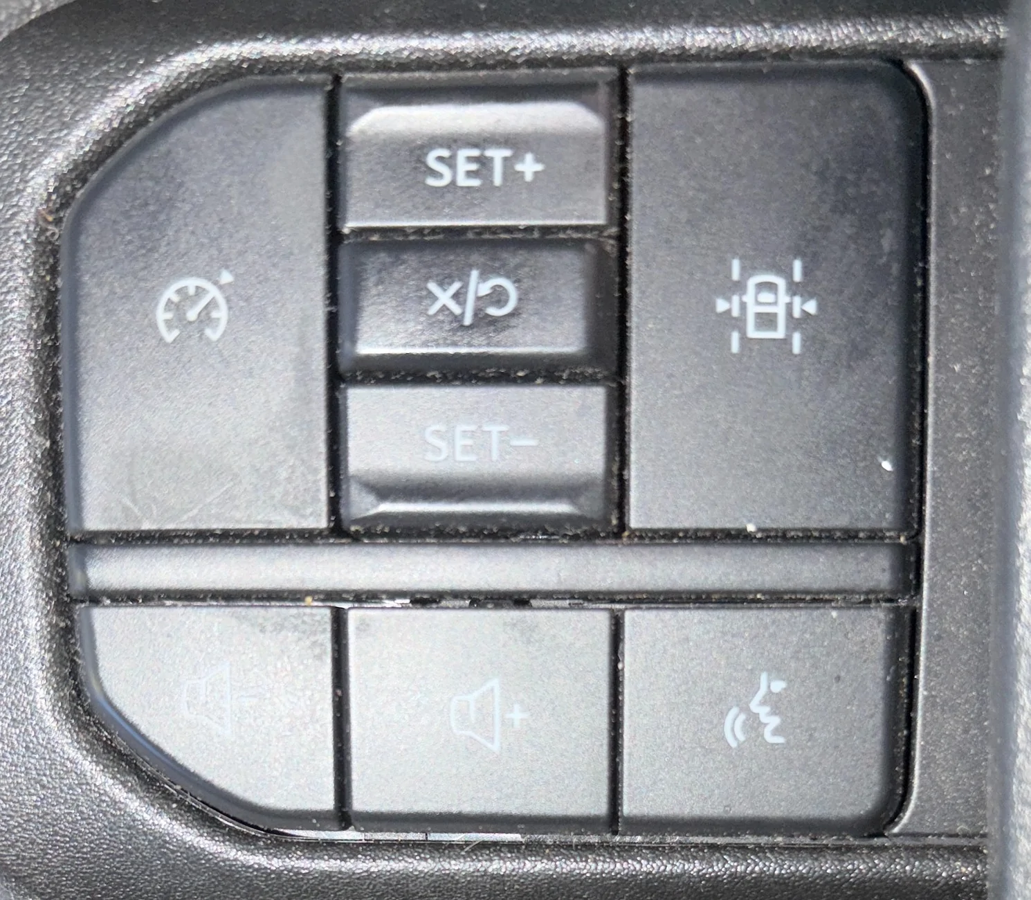 Ford F-150 Lightning Lane Keeping (or Lane Centering) automatically engages with Cruise Control? wheel button layout