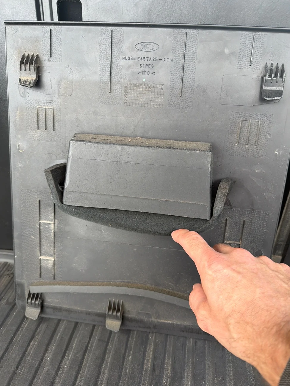 Ford F-150 Lightning MICE IN THE FRUNK!! imag