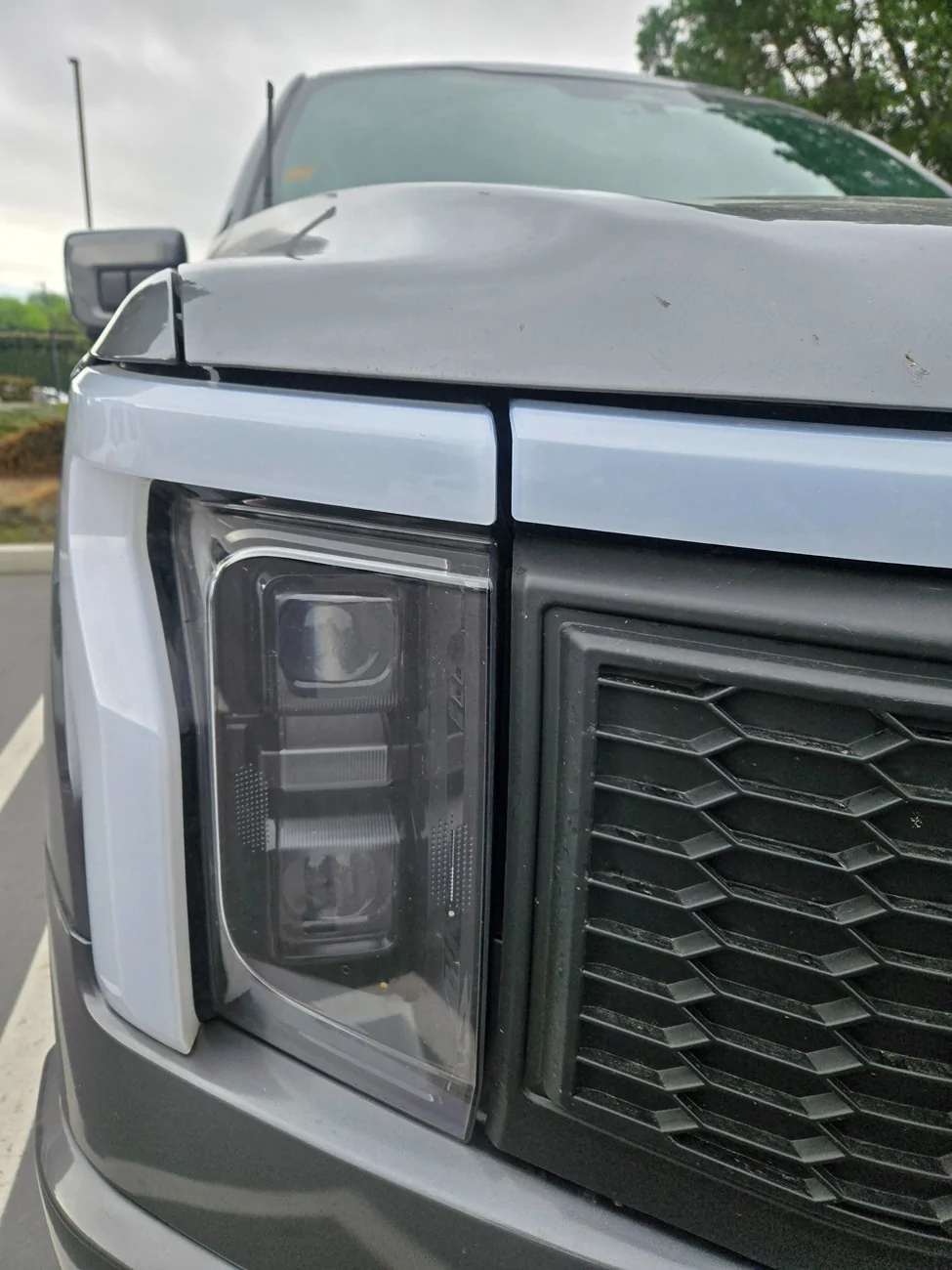 Ford F-150 Lightning ‼️ UPDATE FORD E-RAPTOR grille swap and install tutorial 20251003_092103