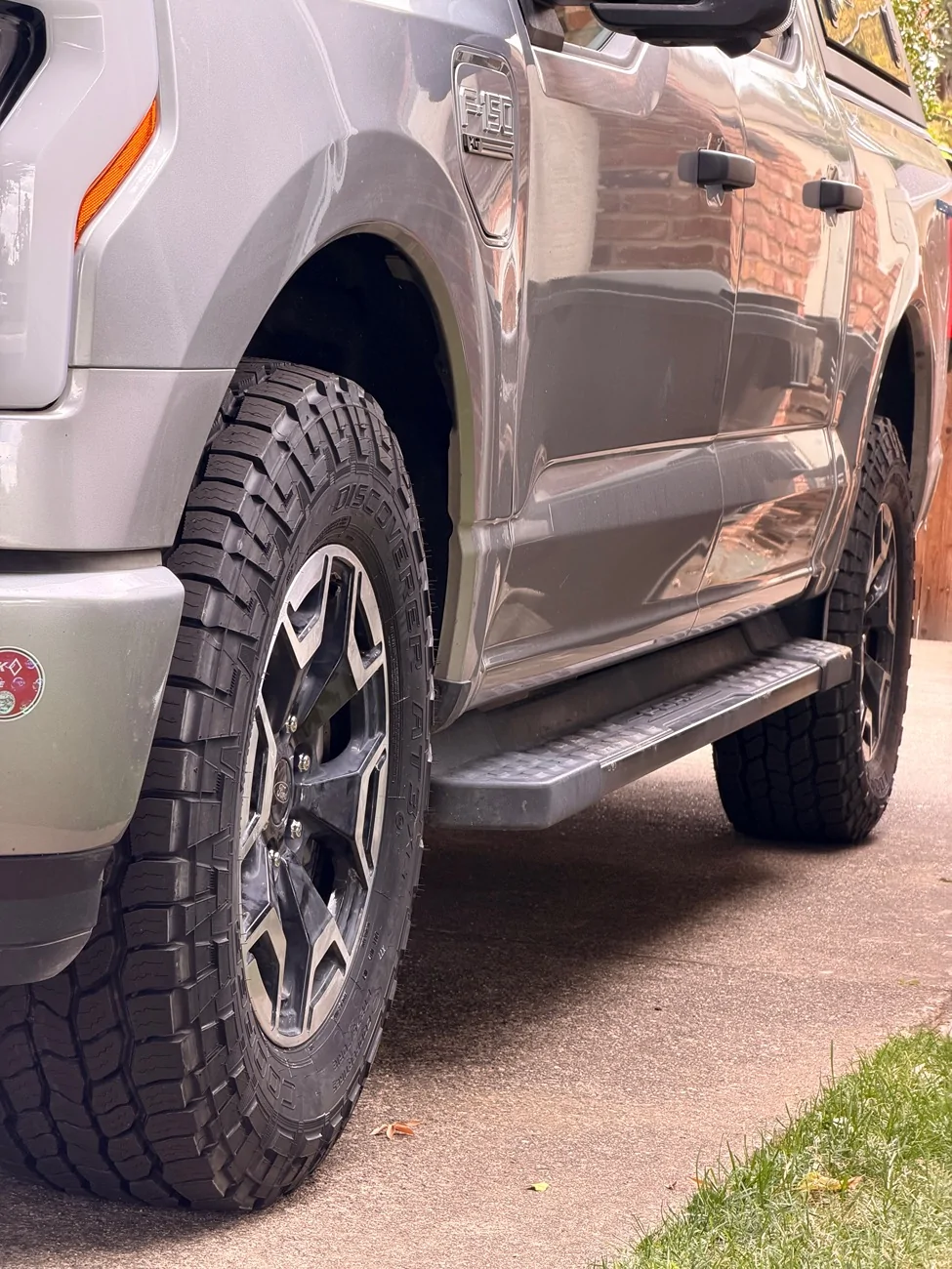 Ford F-150 Lightning New LT tires- 275/70/R18 Cooper Discoverer AT3x IMG_0205