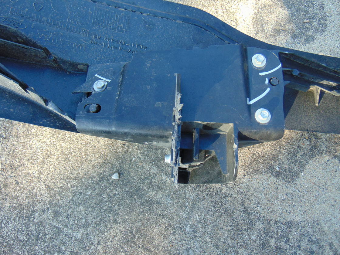 Ford F-150 Lightning Air dam……. It airdam.JPG