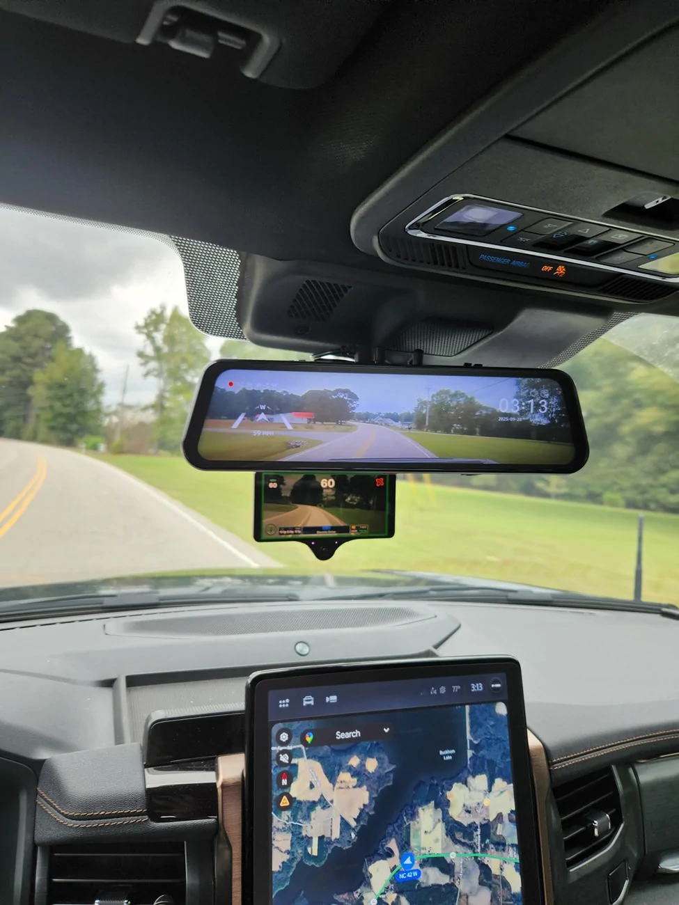 Ford F-150 Lightning Replace stock rear view mirror with WolfBox camera 20250928_151335