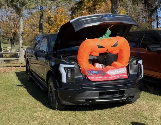 Ford F-150 Lightning Lightning Club Annual Event hosted by Tom Moloughney & Ford (Oct 25) - Chester, NJ IMG_5417