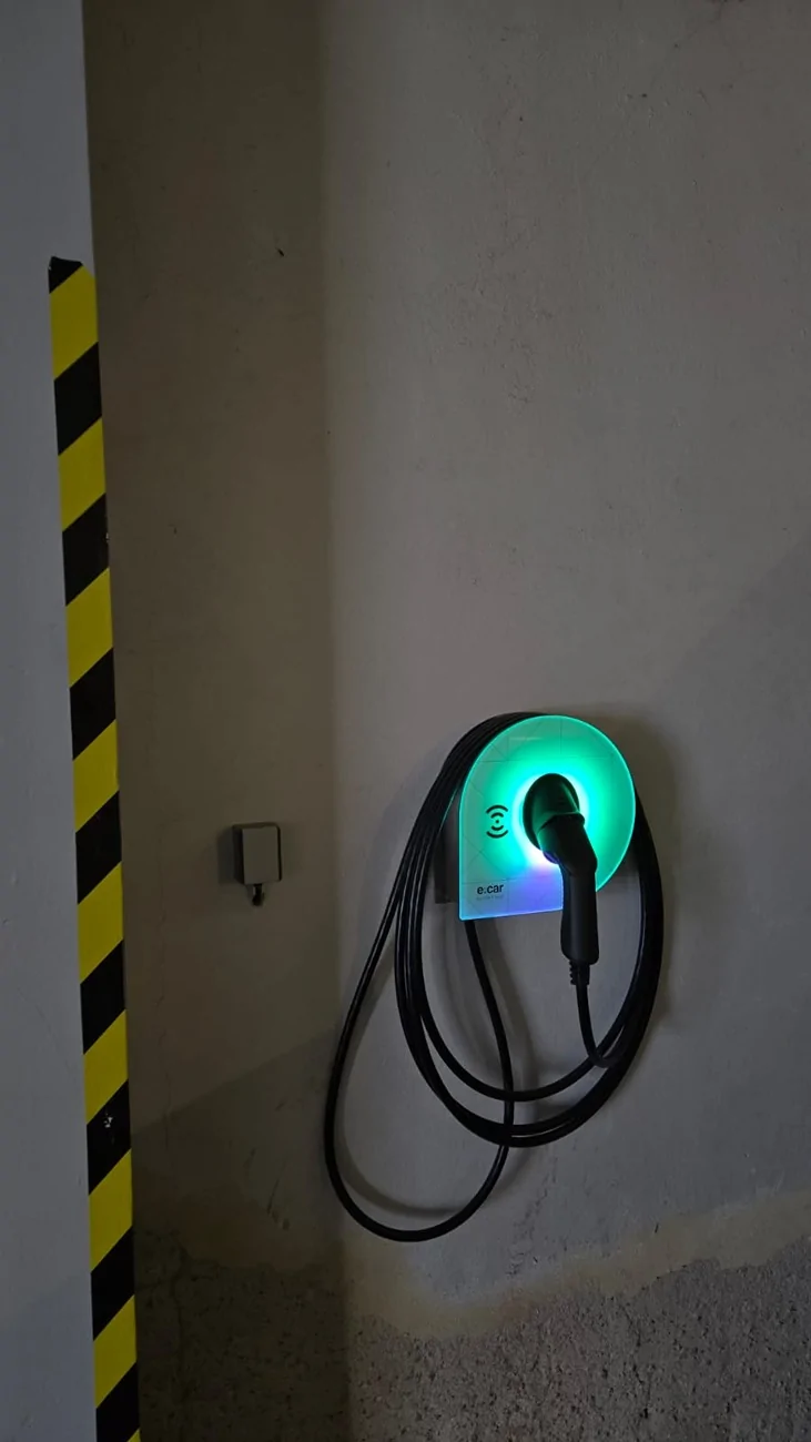 Ford F-150 Lightning Greetings from the heart of Europe... Czech Republic Obrázek WhatsApp, 2025-06-27 v 13.04.01_96bb680