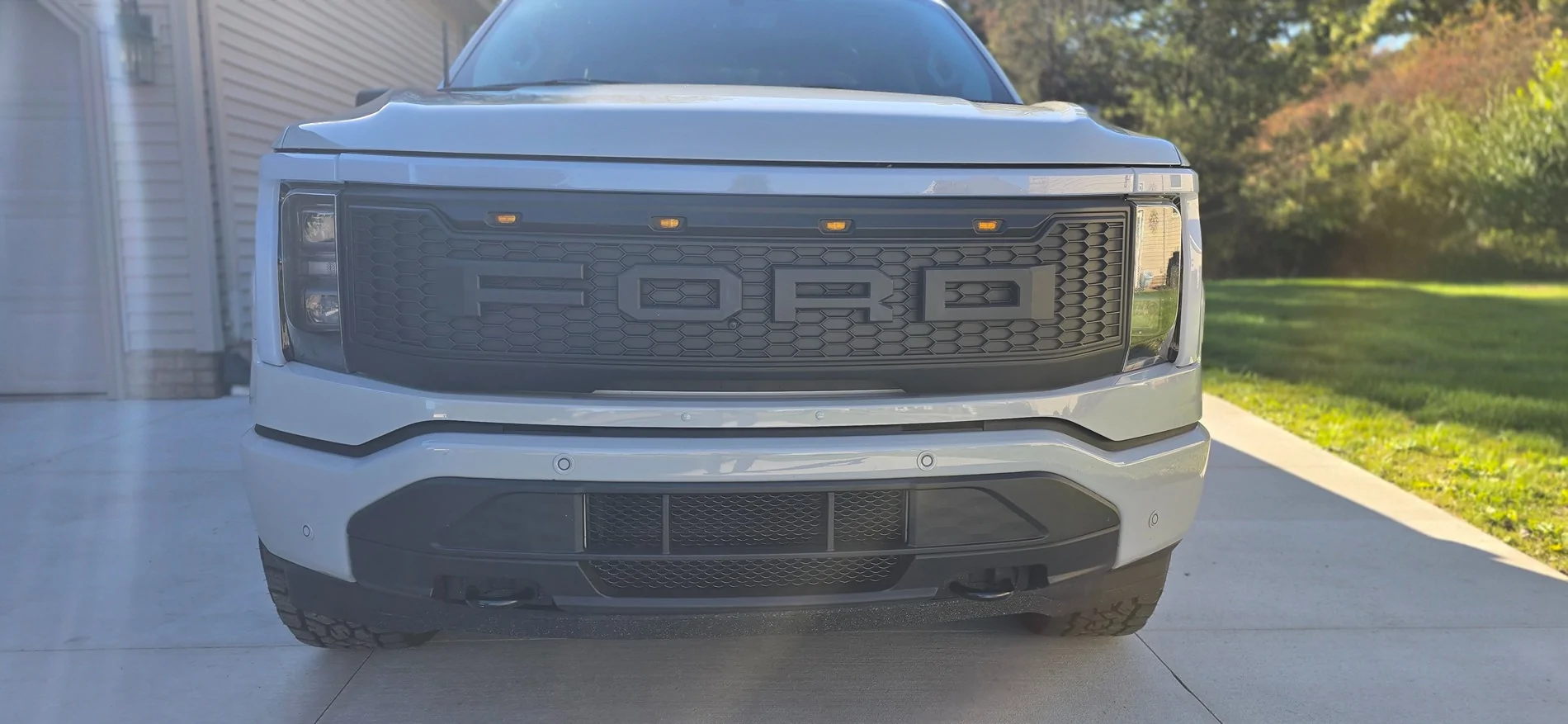 Ford F-150 Lightning ‼️ UPDATE FORD E-RAPTOR grille swap and install tutorial 20251016_154911