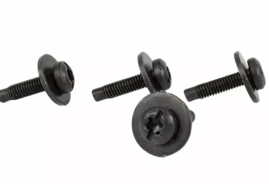 Ford F-150 Lightning More secure tailgate access cover bolts to aid in theft prevention? 1763148150621-7