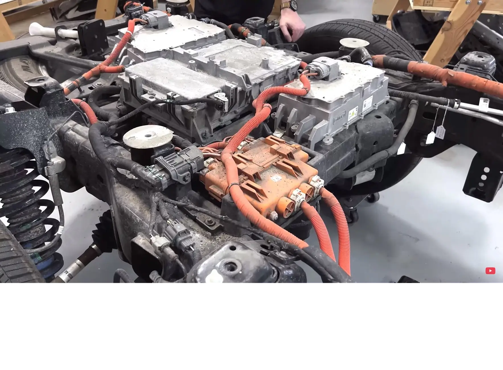 Ford F-150 Lightning How do the dual OBCs work? 1763158780743-