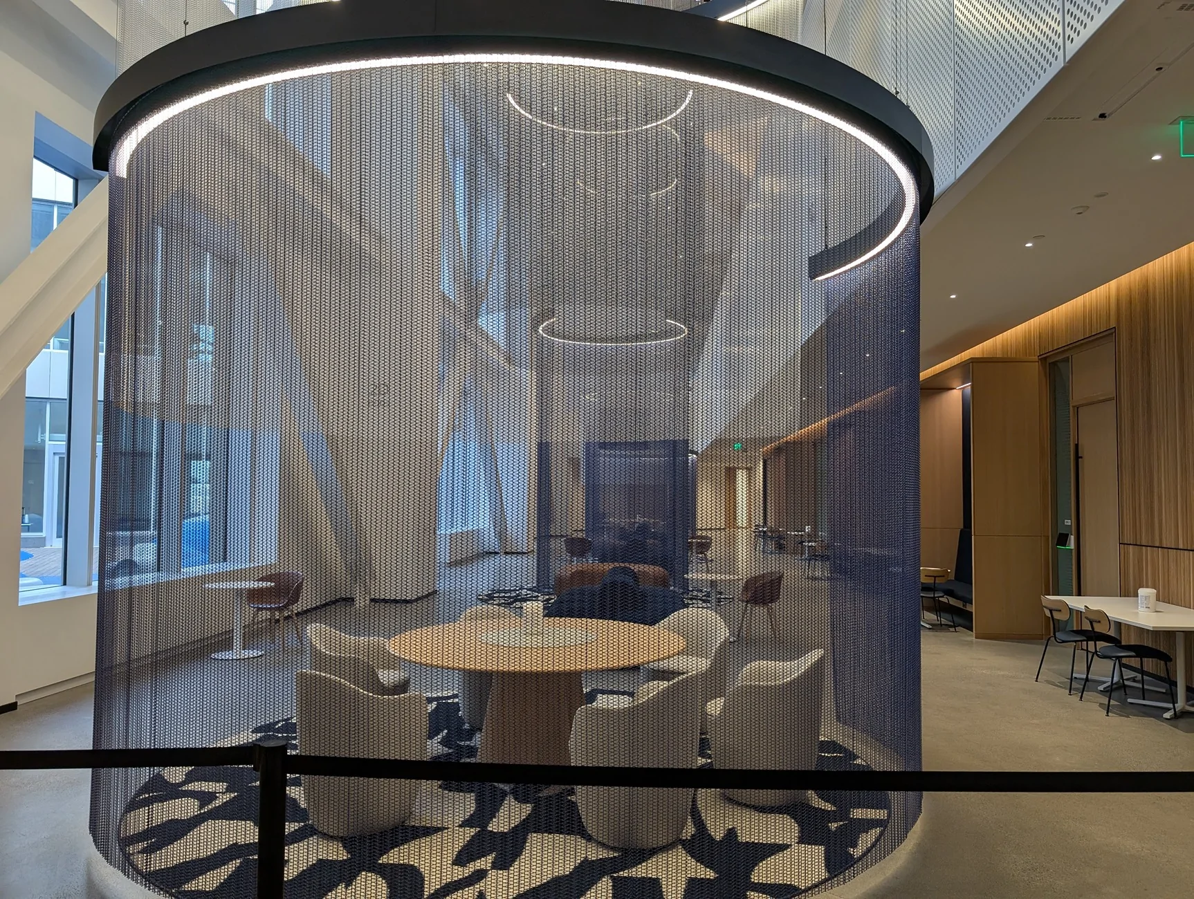 Ford F-150 Lightning Where am I? 1000008758