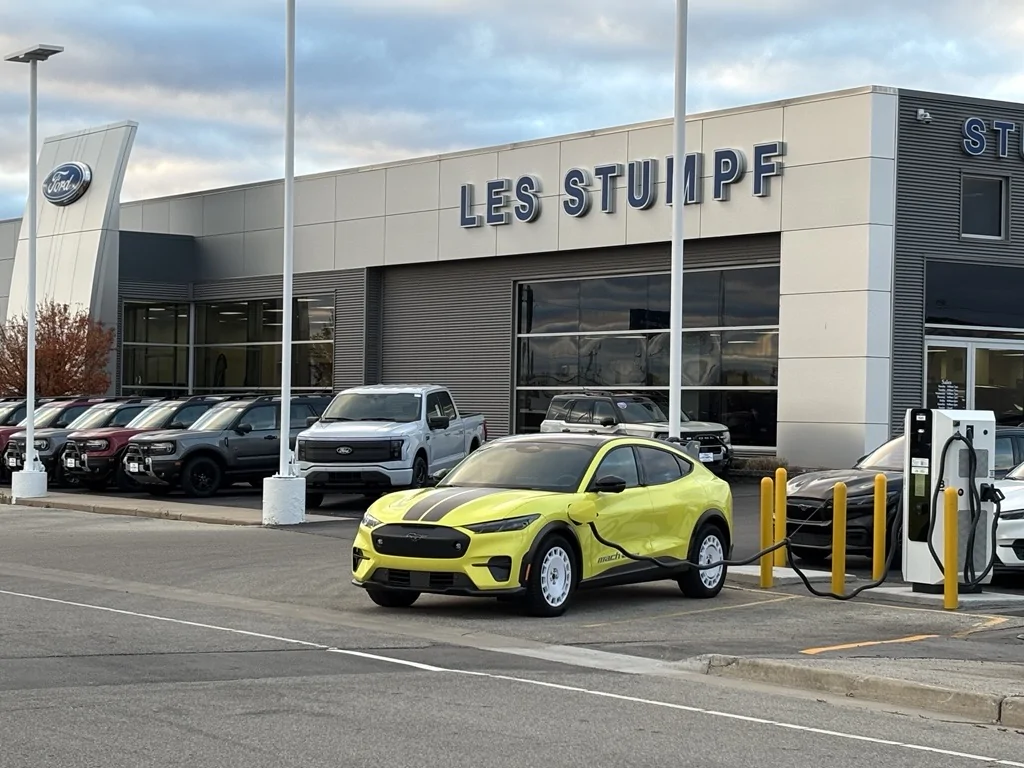 Ford F-150 Lightning BlueOval Charge Network expands Plug & Charge to IONNA and Ford Charge Image (4)