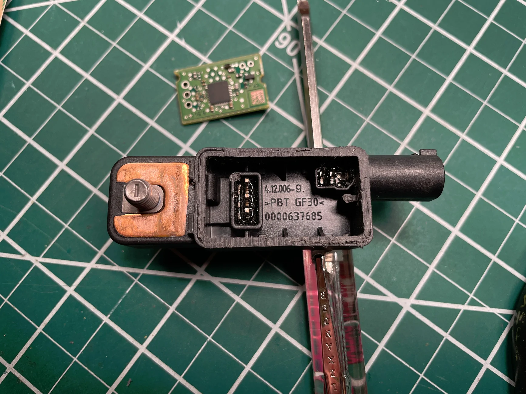 Ford F-150 Lightning 12V battery replacement poll BMS Sensor Inside (6)