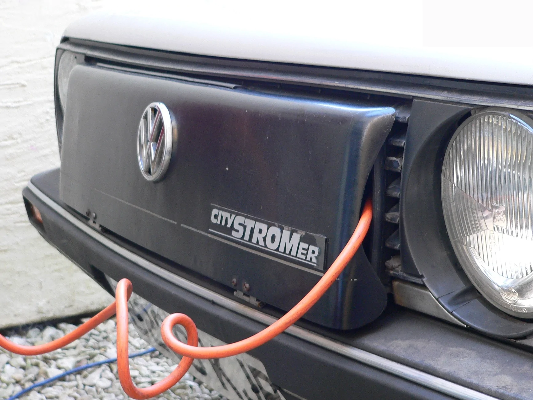 Ford F-150 Lightning Share Your Pipeline to F-150 Lightning. G'on. It's Thanksgiving... 2009-09-24 12-39